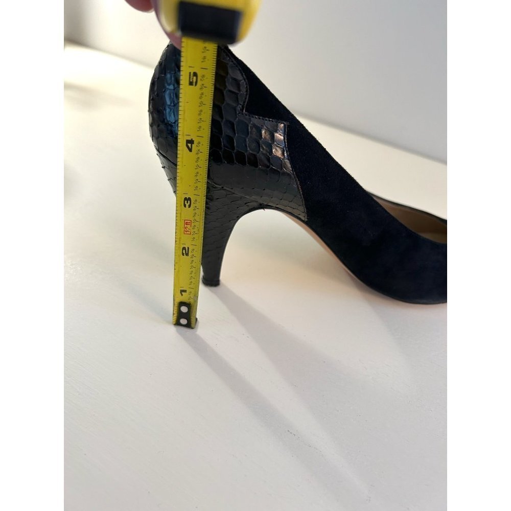 SALVATORE Ferragamo Women's Black Suede Heels Size 10 - Picture 8 of 8